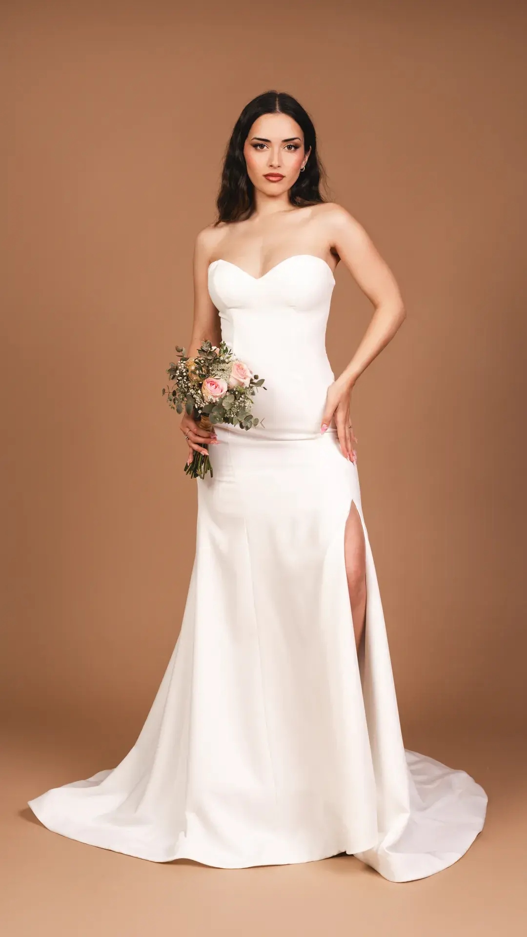 Tienda de vestidos de novia en Alicante con opciones especiales hasta 990 euros